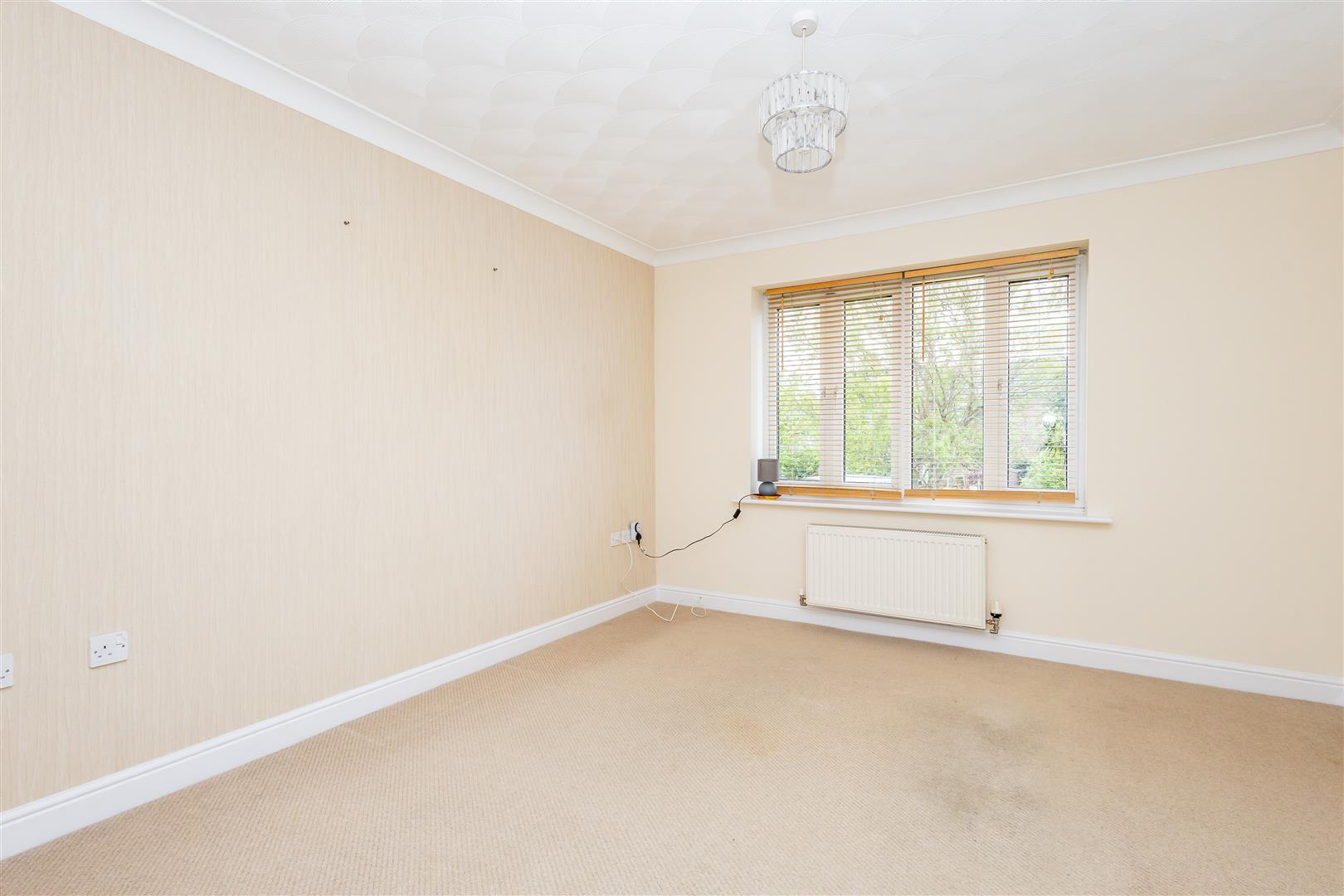 2 bed property in Coronation Court, Leyland